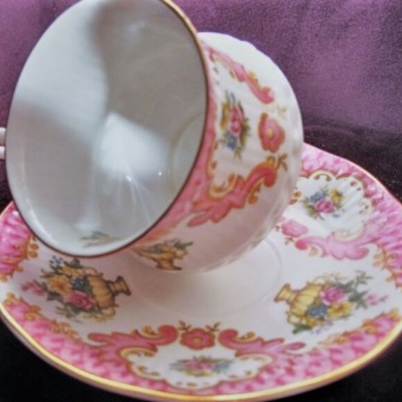 Queens Rosina Fine Bona China Tea Cup & Saucer - Picture 4 of 4